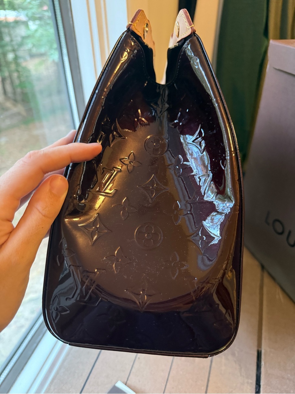 Louis Vuitton Monogram Vernis Purse - deep purple/ burgundy color - Picture 11 of 13